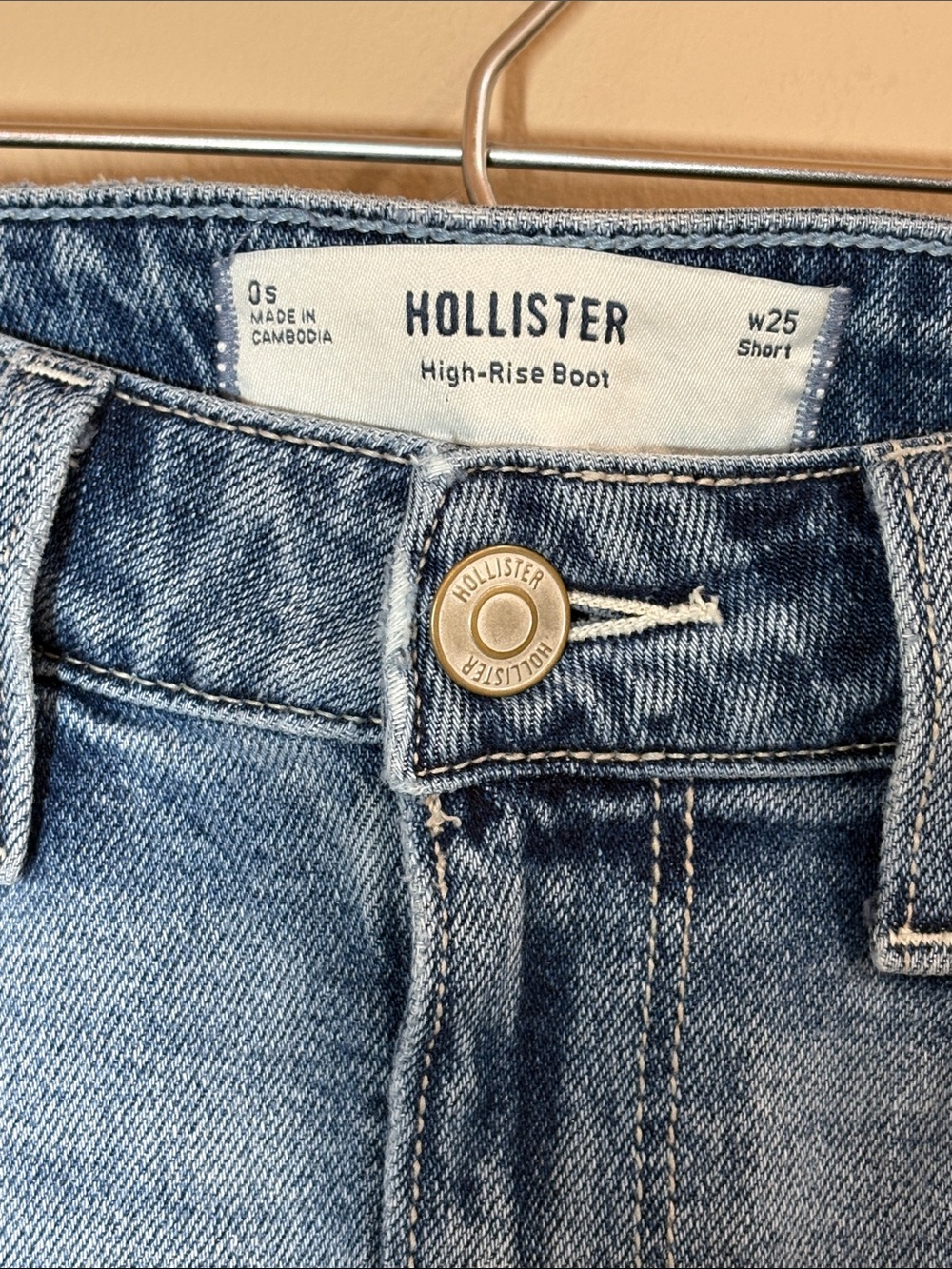 Hollister Light Blue Curvy High Rise Boot Cut Raw-Hem Jeans, 0 Short - Picture 2 of 10